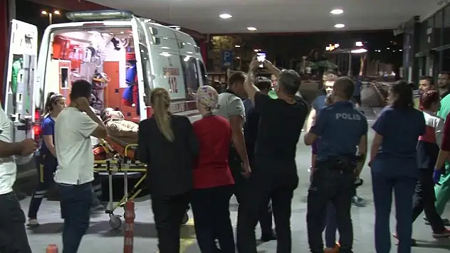 Bornova’da mahalle bekçisini vurup kaçtı