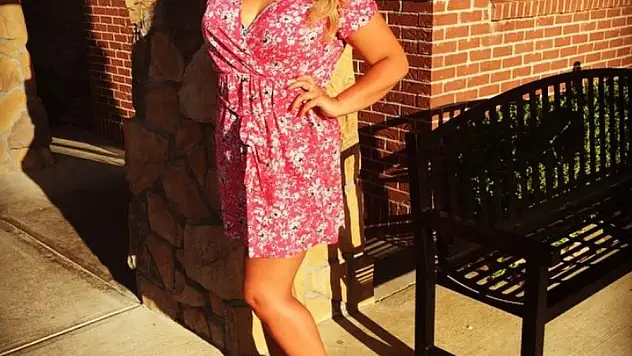 Britanya güzeli seçildi