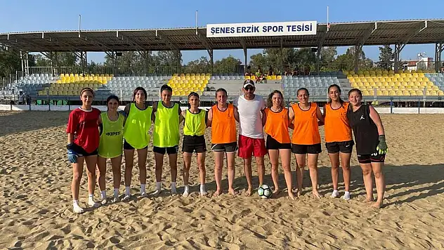 Bu sefer top kadınlardaydı