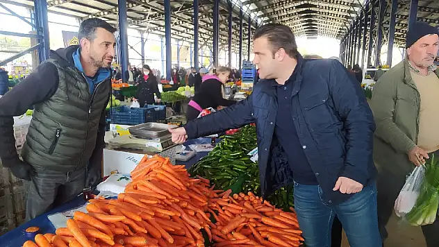 CHP İlçe Başkanı Çetinkaya Vatandaşları Dinledi