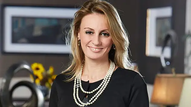 CHP İZMİR MİLLETVEKİLİ SEDA KAYA ÖSEN KİMDİR?