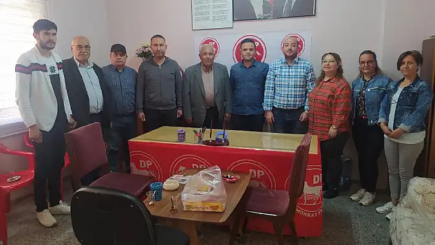 CHP Kiraz’dan Demokrat Parti’ye ziyaret