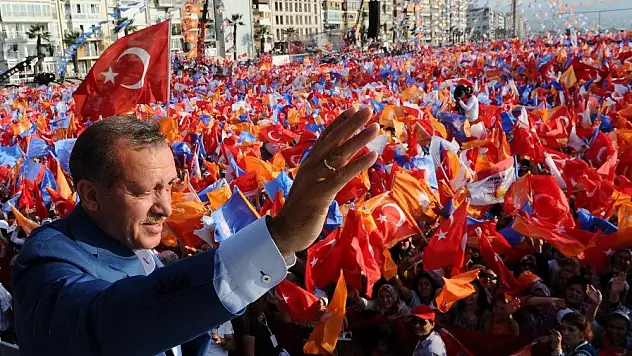 CHP Menemen İlçe Başkanı İzmir AK Parti mitingine tepki gösterdi