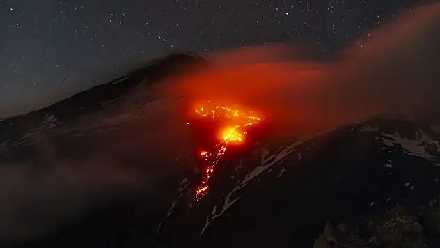 Çok dikkat edin! Asit yağmuru İzmir’e geliyor