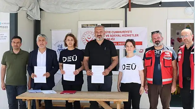 DEÜ, deprem bölgesindeki yedinci su arıtma ünitesini açtı