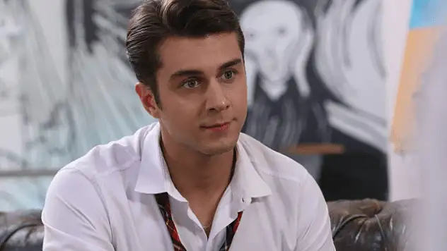 Diziye veda eden Onur Seyit Yaran, son bölüm parasını set çalışanlarına verdi