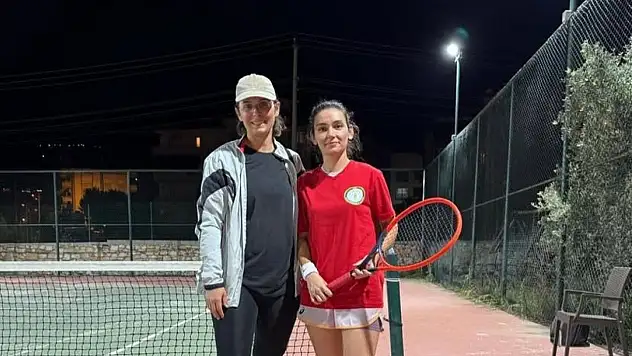 Doğa Koleji Teniste Zirveye Oynadı