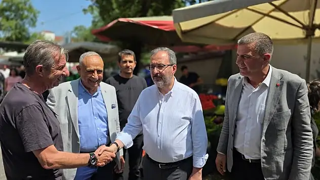 Dr. Mehmet Kasapoğlu Ödemiş'te Esnaf ve Vatandaşlarla Buluştu