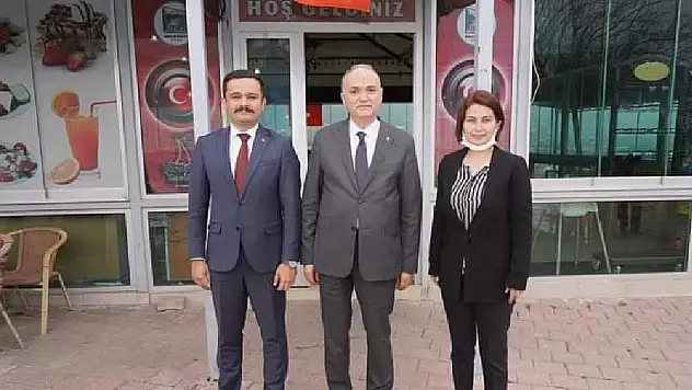 Düzce Belediye Başkanı Dr.Faruk Özlü Kiraz’da