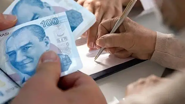 Emekli ve memur maaşı enflasyon farkı toplamı belli oldu!