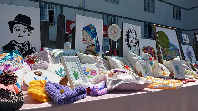 Engelliler haftasında el sanatları sergisi
