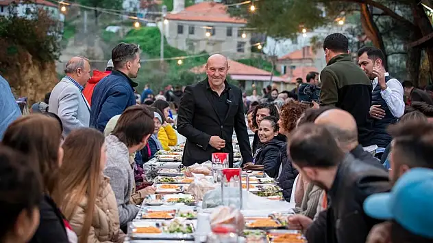 Eski Orhanlı Köyü’nde imece usulü iftar yemeği