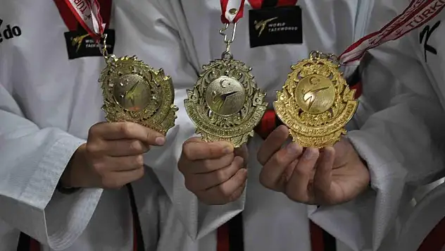 Eskişehir'deki kulüpten 3 Türkiye şampiyonu çıktı