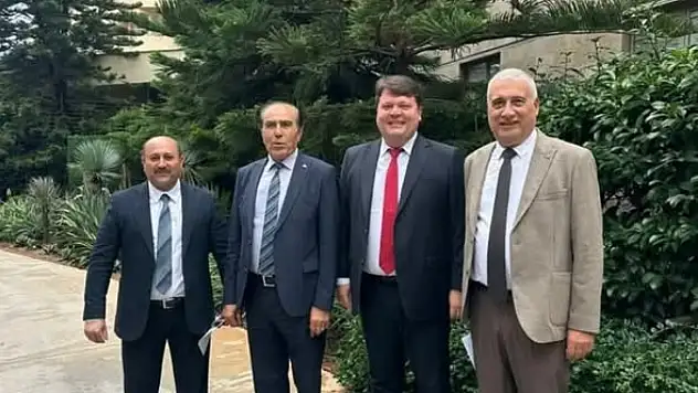 Esnaf ve Sanatkârlar Konfederasyonu Öncülüğünde Dayanışma Toplantısı Düzenlendi