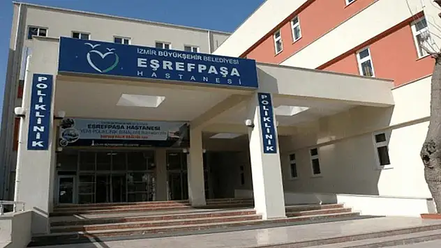 Eşrefpaşa Hastanesi'nin evde bakım ekipleri 18 bin kişiye derman oldu