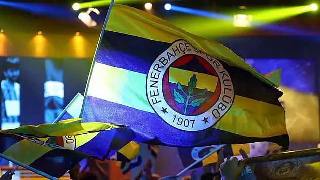 Fenerbahçe 3 isme veda etti