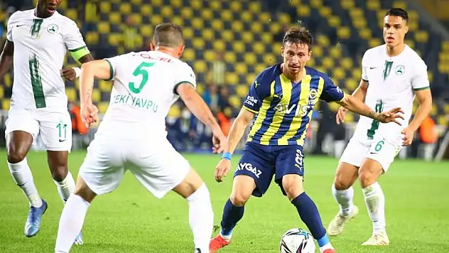 Fenerbahçe yarın kimle oynayacak? Maç saat kaçta? Hangi Kanalda yayımlanacak?