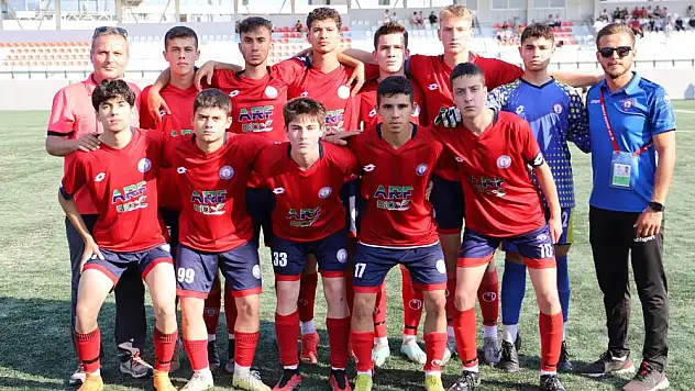 Finalde hakem faciası