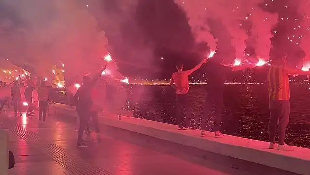 Göztepe 98. yıldönümünü coşkuyla kutladı