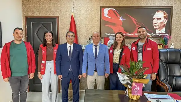 GSB İzmir Gençlik Merkezlerinden Öğretmenler Günü Ziyareti