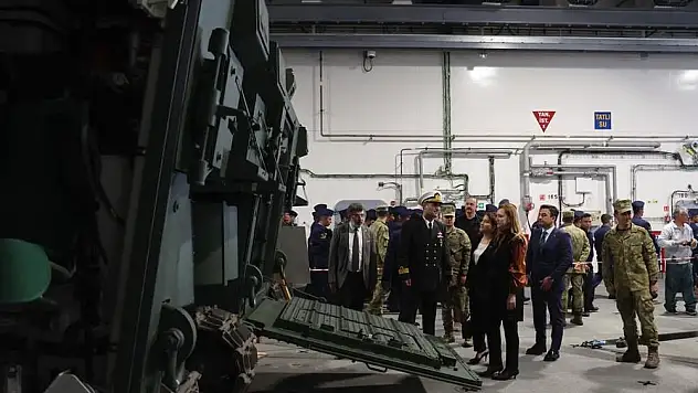 Hotar: TCG Anadolu yarınlarımızın teminatıdır