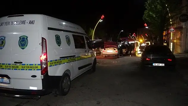 İki aile birbirine girdi ortalık savaş alanına döndü