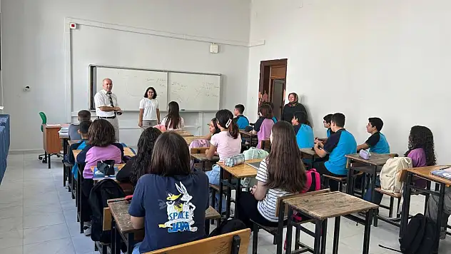 İlçe Milli Eğitim Müdürü Serdar Ökay, Kazım Dirik Ortaokulunu Ziyaret Etti