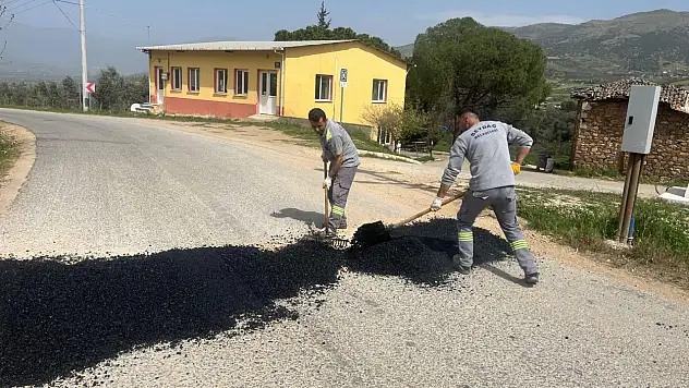 İlçede Yol ve Çevre Düzenlemeleri Hız Kesmeden Devam Ediyor