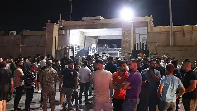 Irak'ta düğün salonunda yangın: 115 ölü