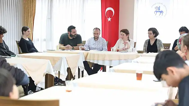 İrlandalı öğretmenden iyilik dersi