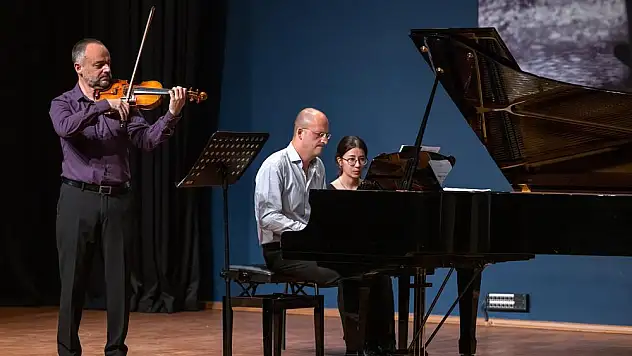 İspanya'dan İzmir'e sanat