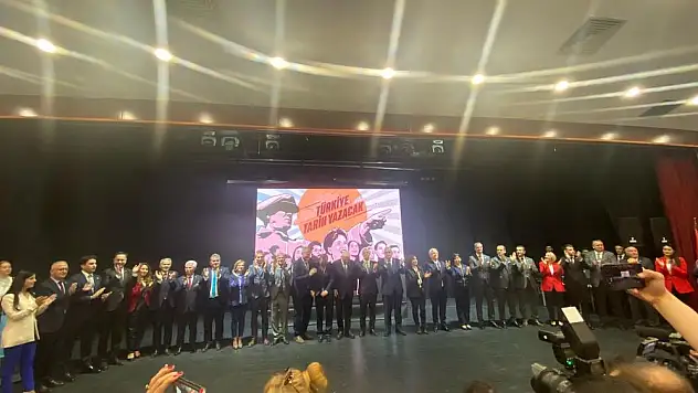 İYİ Parti tanıtımında şaşırtan boşluk