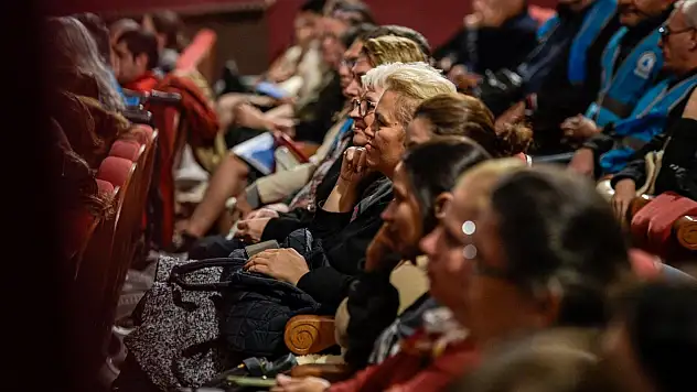 İzmir Büyükşehir'den Tarihi Adım: Tüm Engel Gruplarını Kapsayan İlk Yerel Eylem Planı