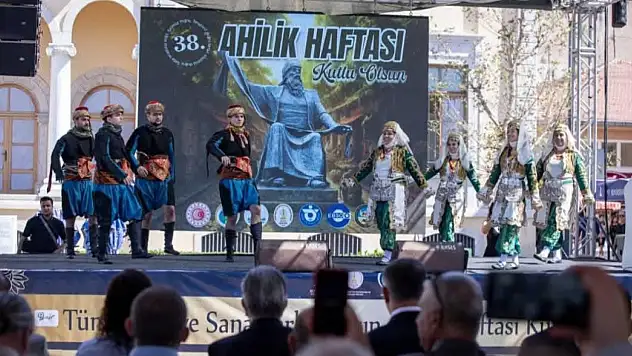 İZMİR'DE 38. AHİLİK HAFTASI RENKLİ ETKİNLİKLERLE KUTLANDI