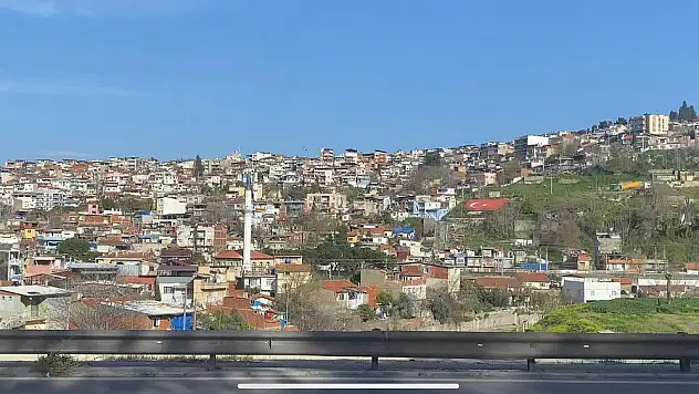 İzmir’de kentsel dönüşümün elini ekonomi bağlıyor!