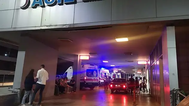 İzmir'de korkunç olay: Satırla annesine saldırdı