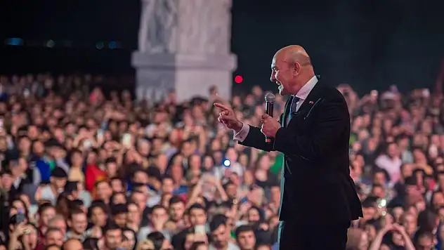 İzmir'de Sertab Erener ile sandığa çağrı