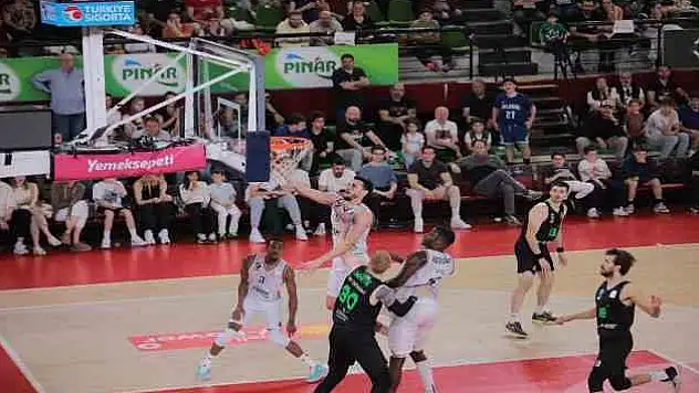 Kaf-Kaf 6 maçta yenilmezi oynuyor