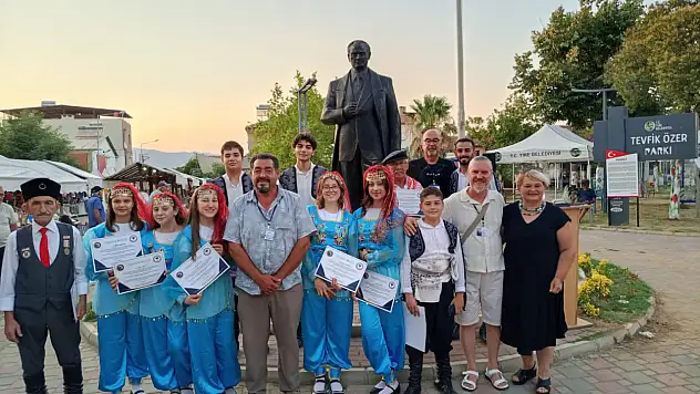 Kahrat Muhtarından Festivale Katılanlara Teşekkür