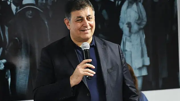 Karşıyaka Belediye Başanı Tugay STK’ları bir araya getirdi