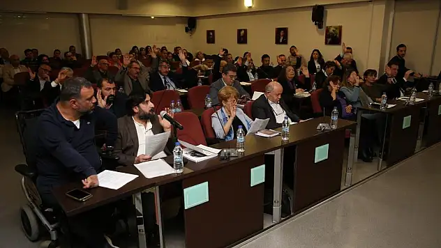 Karşıyaka Meclisi'nden imar planına onay