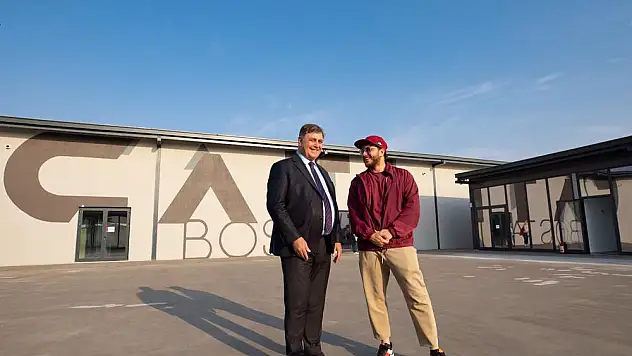 Karşıyaka’da genç yetenekler için stüdyo kuruldu