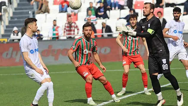 Karşıyaka’nın beraberlik sonucu taraftarları kızdırdı