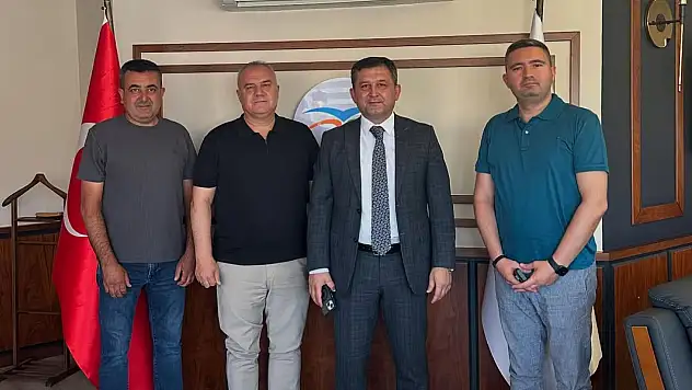 Kaymakam Hakan Yavuz Erdoğan'dan Ticaret Odası'na Nezaket Ziyareti