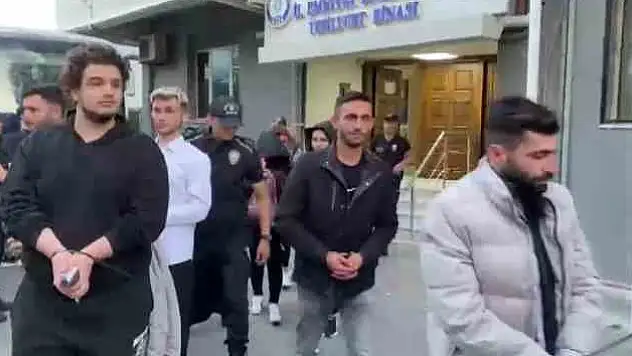 Kent kart dolandırıcılığında 220 kişi adliyede