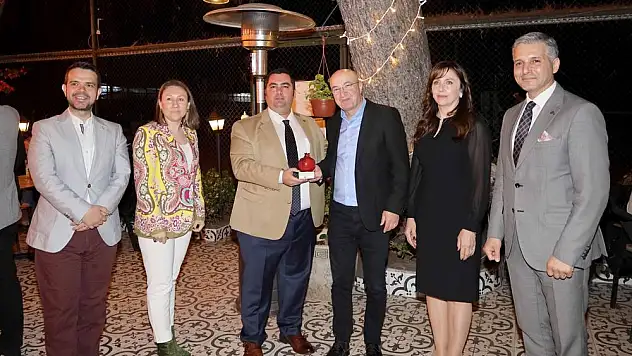 KESİAD konuğu İktisatçı Prof. Uzunoğlu: 'Seçim sonucu ne olursa olsun acı reçete gelecek'