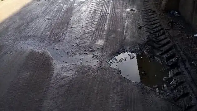 Kiraz'da Kırköy Sokak Sakinlerinden Yol Talebi