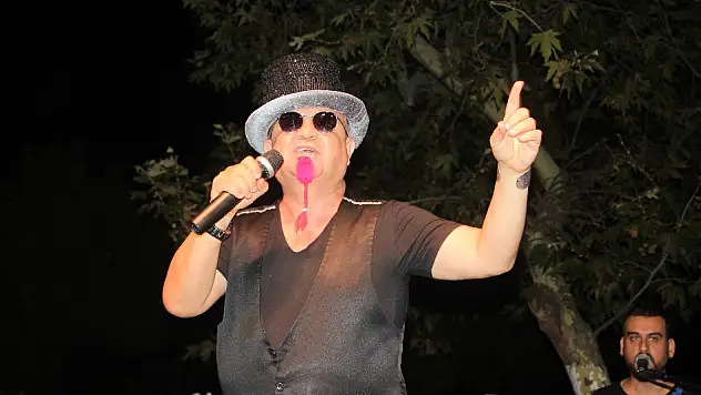 KİRAZ’DA İZMİR BÜYÜKŞEHİR BELEDİYESİNDEN MAHALLE ŞENLİĞİ