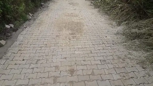 Kurudere Mahallesinin yolu tamamlandı