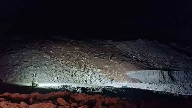 Maden ocağı göçtü: 1 ölü, 3 yaralı